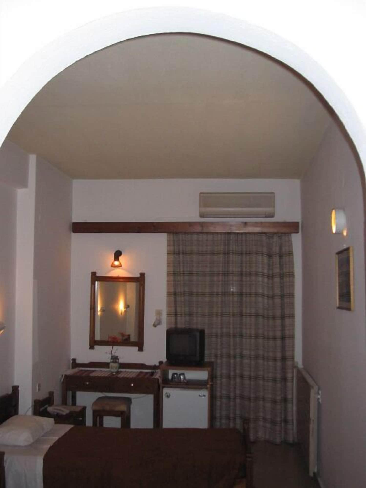 Doxa Hotel Agios Nikolaos Buitenkant foto