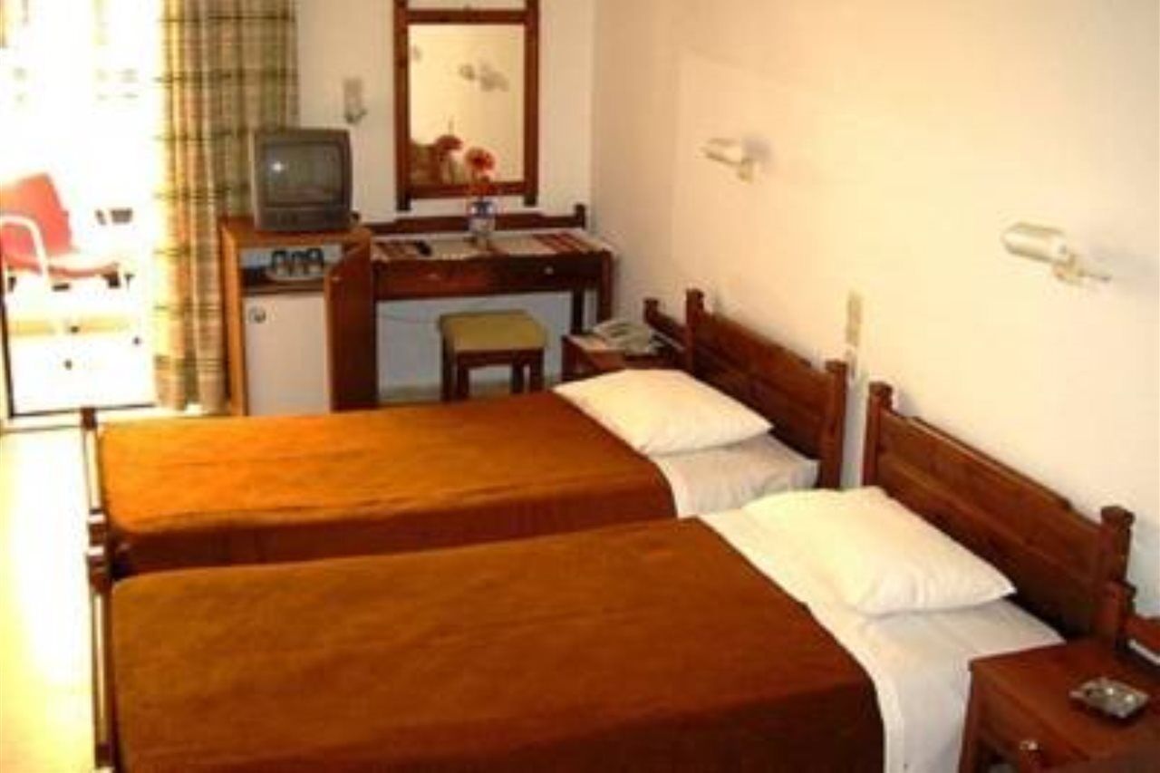 Doxa Hotel Agios Nikolaos Buitenkant foto